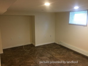 Bachelor apartment for rent in YORK