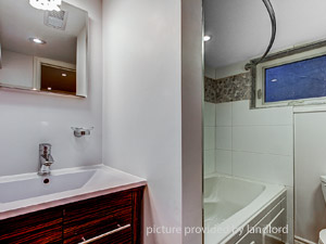Bachelor apartment for rent in EAST YORK