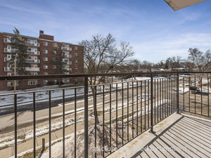 2 Bedroom apartment for rent in RICHMOND HILL 