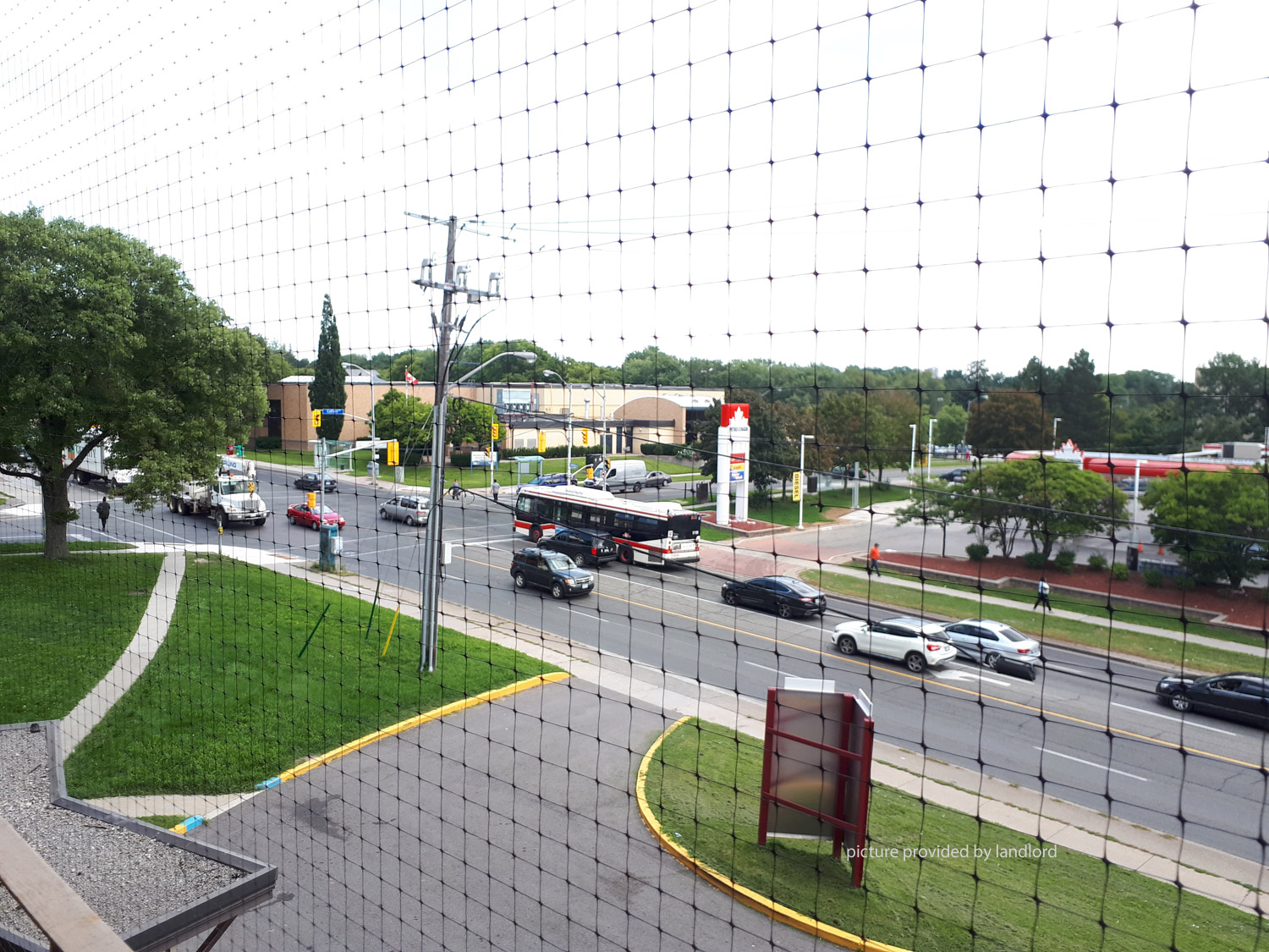 1570 Lawrence Ave W, NORTH YORK, ON : 2 Bedroom for rent -- NORTH YORK