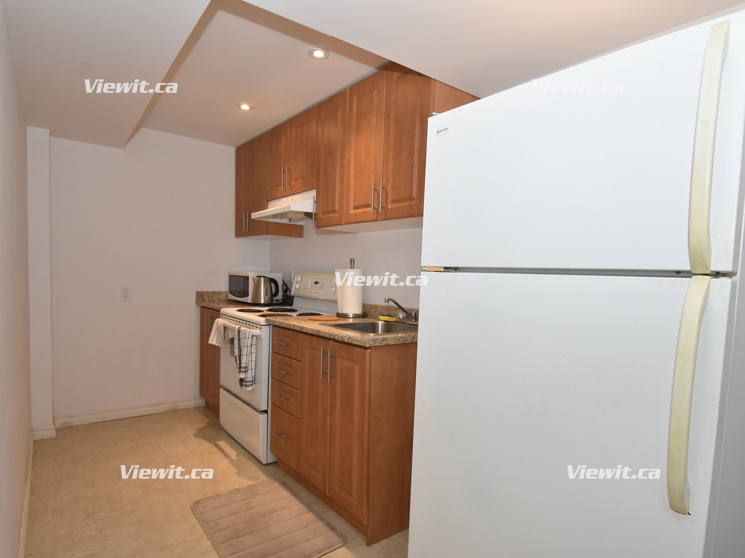 For rent SandalwoodHurontario Brampton, 1 bdrm Viewit 189266