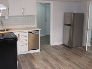 Bachelor apartment for rent in YORK