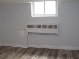 Bachelor apartment for rent in YORK