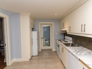 2 Bedroom apartment for rent in Toronto 