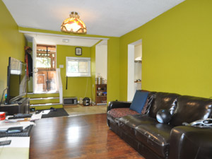 1 Bedroom apartment for rent in East York 