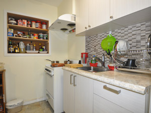 1 Bedroom apartment for rent in East York 