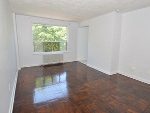 1 Bedroom apartment for rent in Etobicoke 