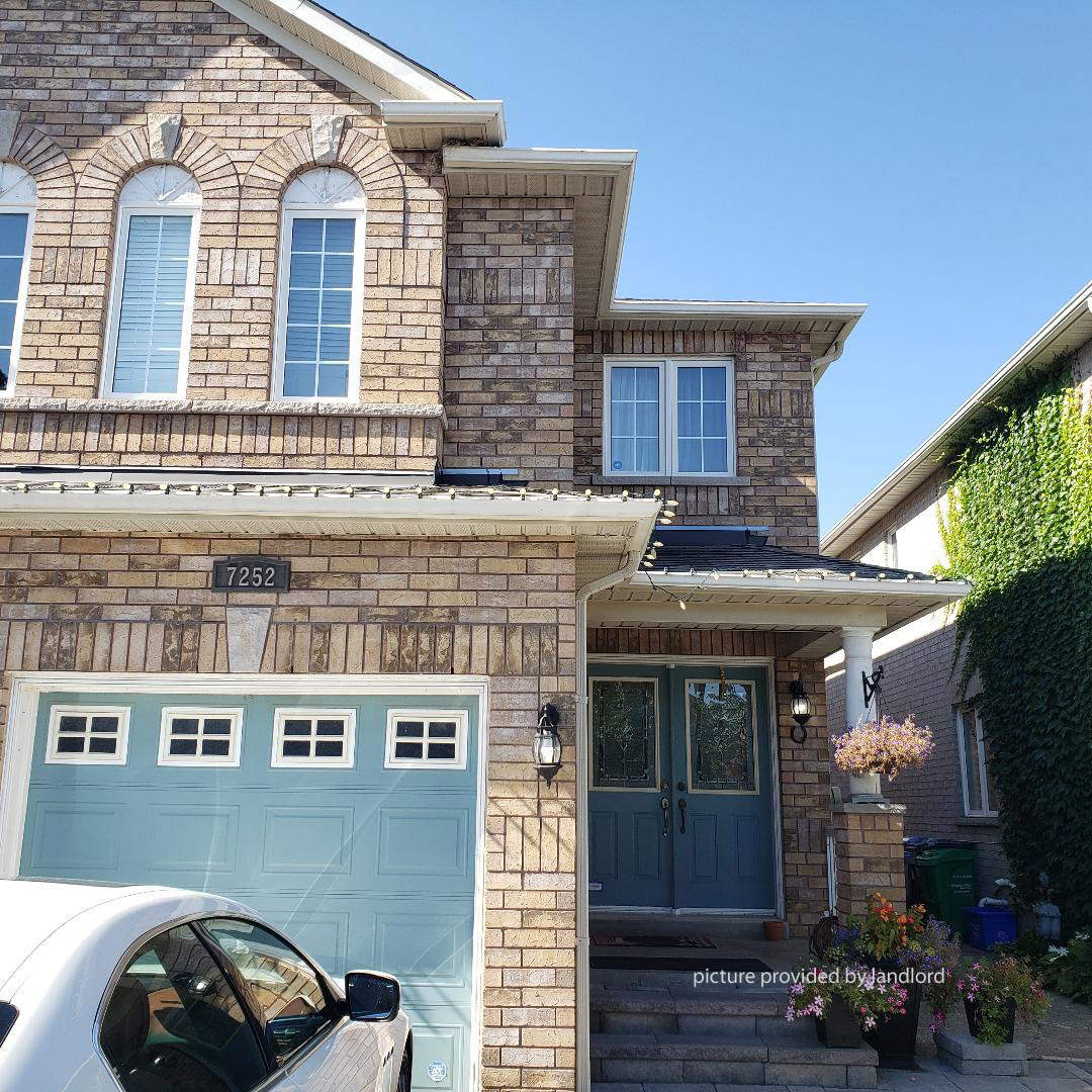 For 3 Bedroom Mississauga Meadowvale Rent In House