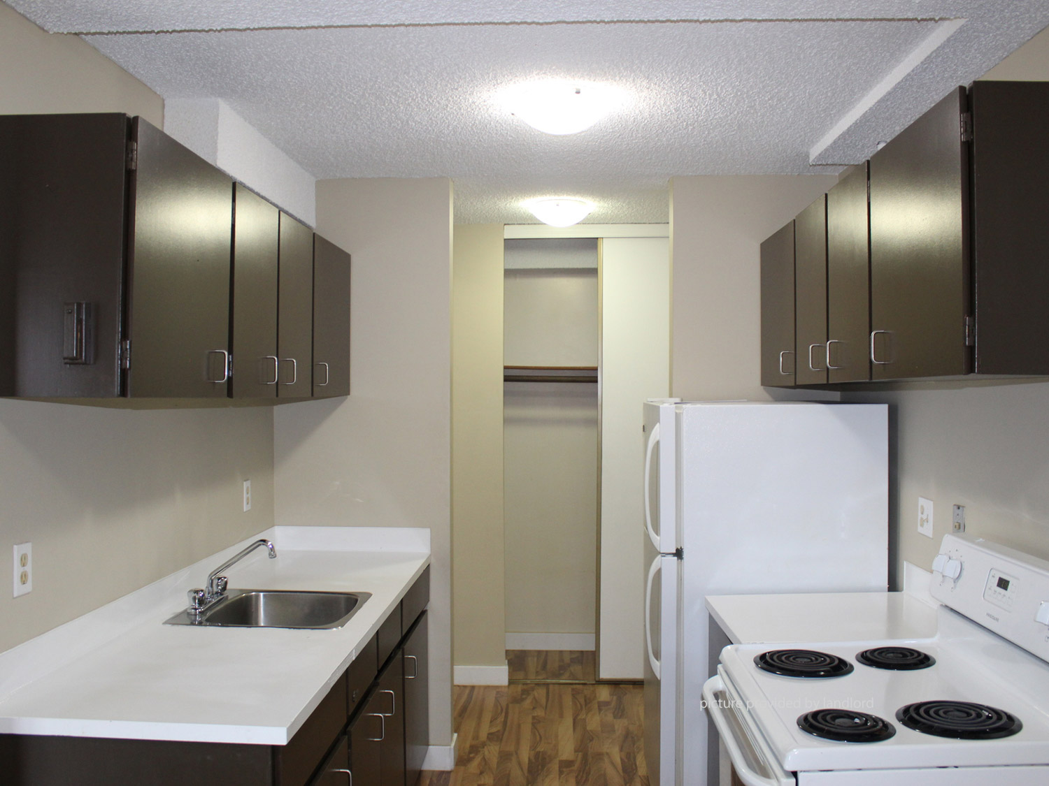 For rent 520 5 Street Ne Calgary, 2 bdrm Viewit 195621 For rent 520 5 Street Ne Calgary, 2 bdrm Viewit 195621
