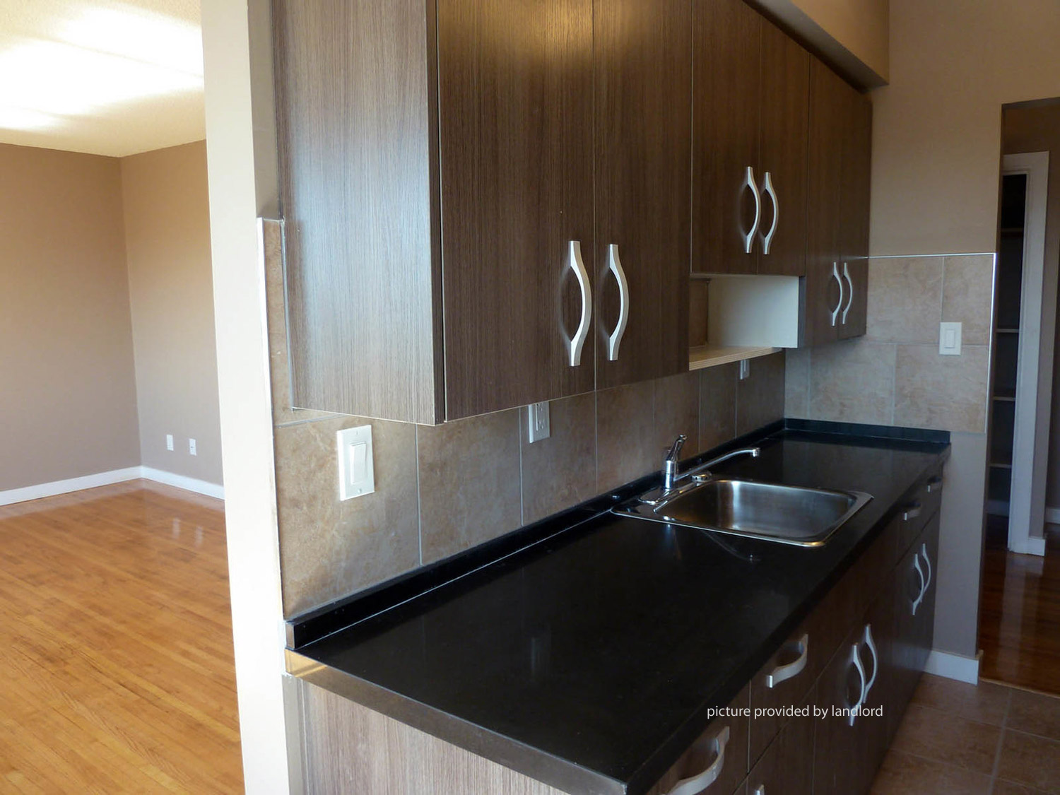 For rent 1210 & 1211 Camer New Westminster, 2 bdrm Viewit 195724