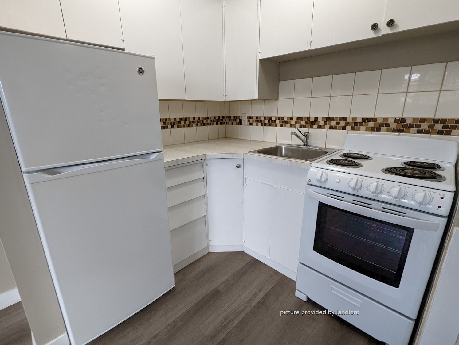 For rent 1311 Temperance Stree Saskatoon, 3+ bdrm Viewit 196614