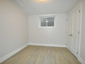 Bachelor apartment for rent in NORTH YORK  