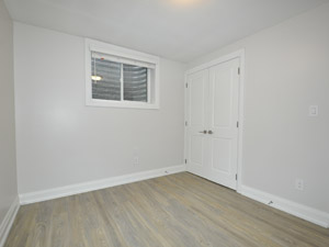 Bachelor apartment for rent in NORTH YORK  