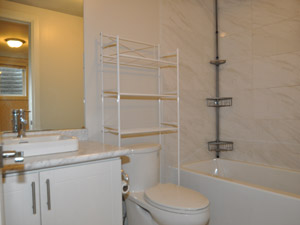 Bachelor apartment for rent in NORTH YORK  