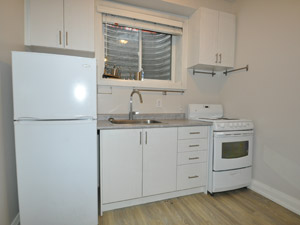 Bachelor apartment for rent in NORTH YORK  