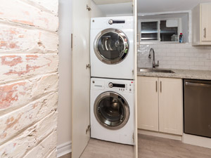 2 Bedroom apartment for rent in TORONTO  