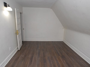 Room / Shared apartment for rent in TORONTO 