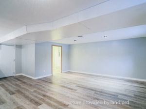 Bachelor apartment for rent in SCARBOROUGH