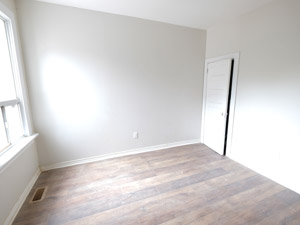 3+ Bedroom apartment for rent in TORONTO 