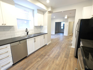 3+ Bedroom apartment for rent in TORONTO 