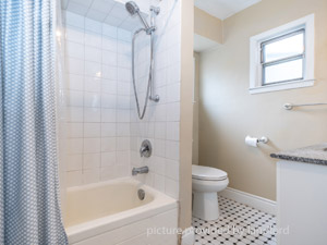 3+ Bedroom apartment for rent in TORONTO 