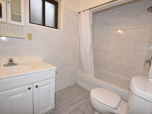 3+ Bedroom apartment for rent in TORONTO 