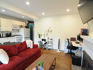 2 Bedroom apartment for rent in TORONTO