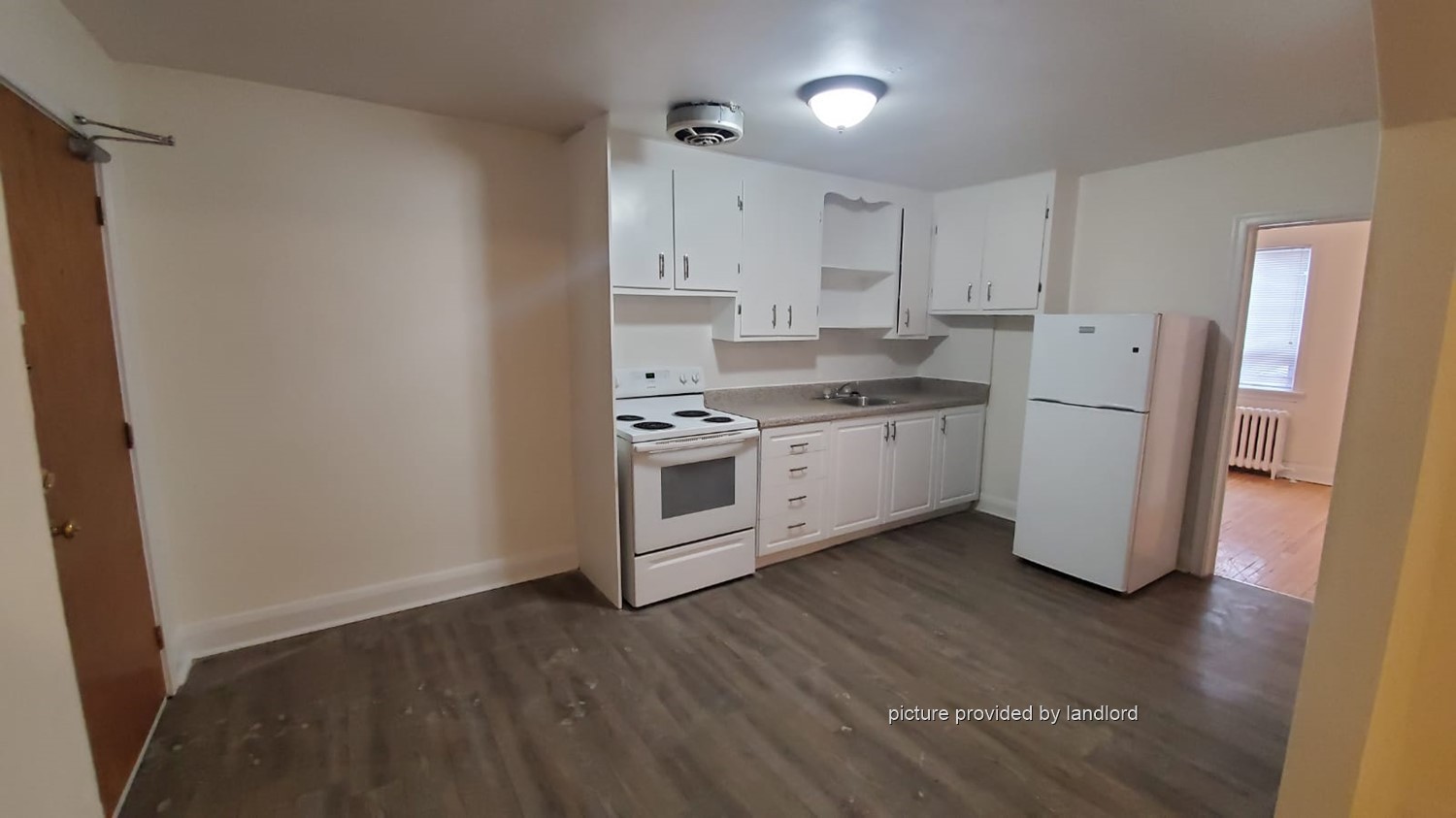 For rent 2020 Eglinton Avenue Toronto, 2 bdrm Viewit 210812