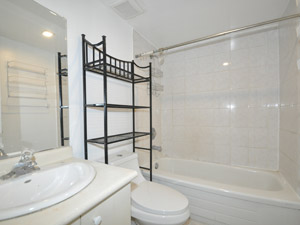 2 Bedroom apartment for rent in TORONTO   