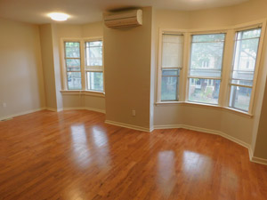 3+ Bedroom apartment for rent in TORONTO