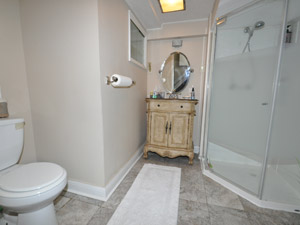 3+ Bedroom apartment for rent in ETOBICOKE