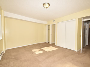 2 Bedroom apartment for rent in Etobicoke