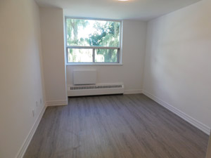 Bachelor apartment for rent in NORTH YORK