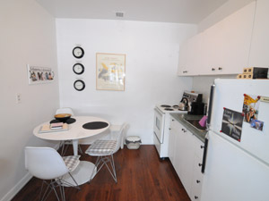 Bachelor apartment for rent in TORONTO 