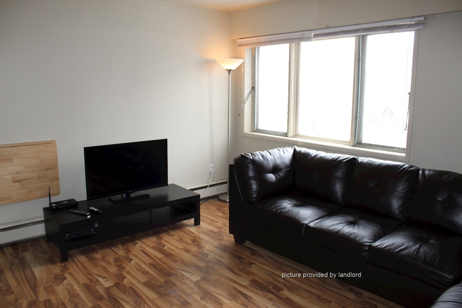 For rent 906 19 Avenue Sw Calgary, Bach Viewit 216486