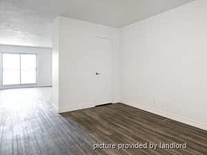 Bachelor apartment for rent in Montreal