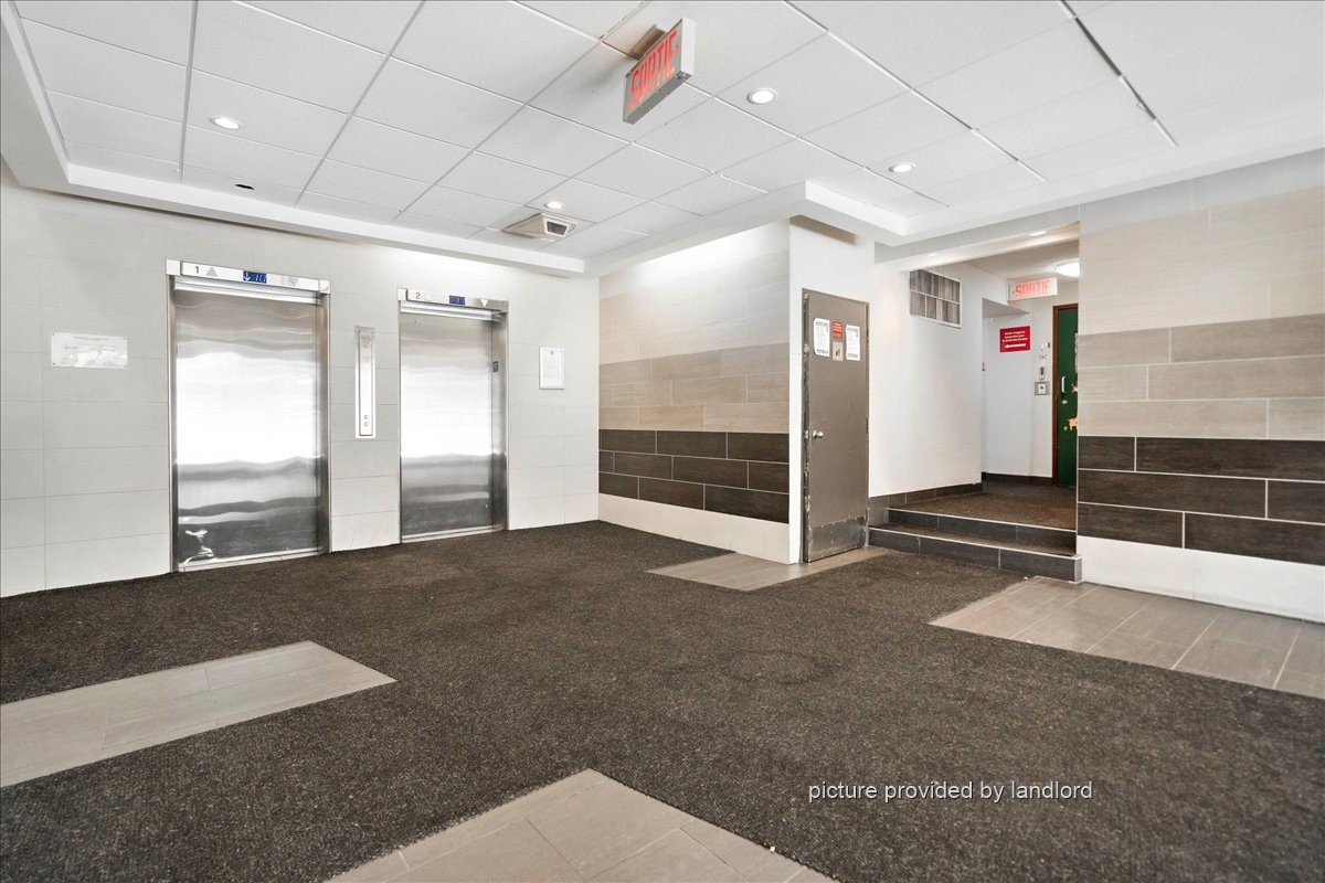 For rent 155 Deguire Boulevard SaintLaurent, 1 bdrm Viewit 219363