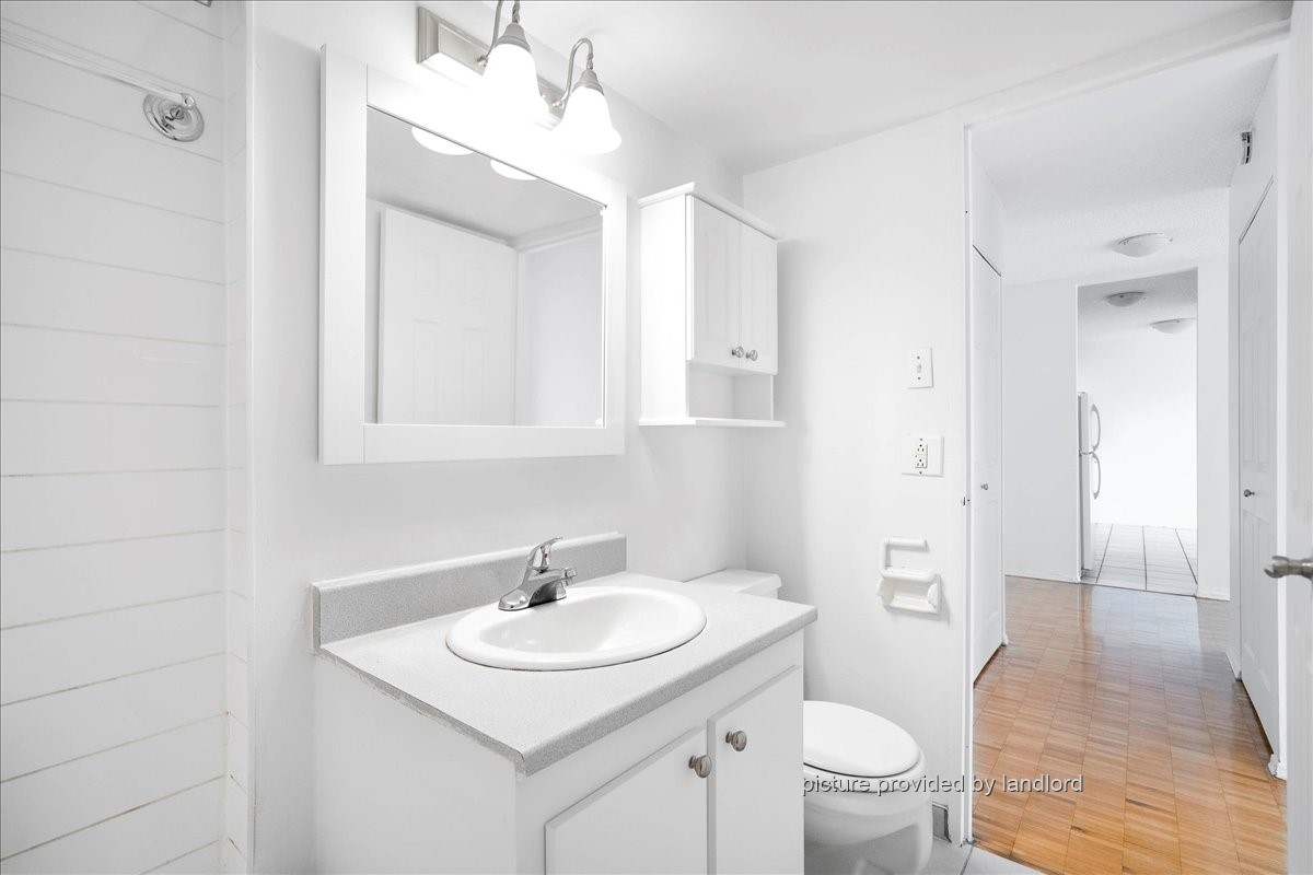 For rent 155 Deguire Boulevard SaintLaurent, 1 bdrm Viewit 219363