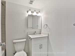 Bachelor apartment for rent in EAST YORK