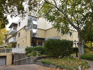 3+ Bedroom apartment for rent in TORONTO