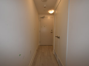Bachelor apartment for rent in TORONTO 