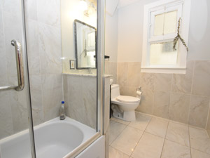 3+ Bedroom apartment for rent in TORONTO 