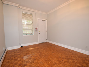 3+ Bedroom apartment for rent in TORONTO 