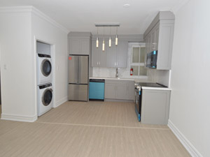 3+ Bedroom apartment for rent in TORONTO 