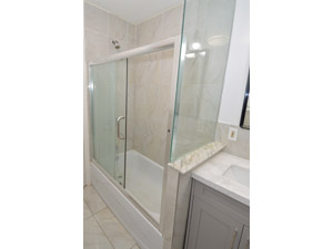 3+ Bedroom apartment for rent in TORONTO 