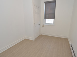 3+ Bedroom apartment for rent in TORONTO 