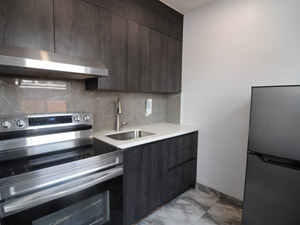 Bachelor apartment for rent in EAST YORK 