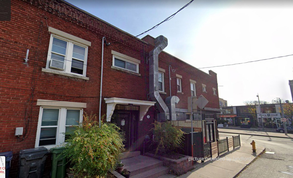 For rent ChristieSt Clair Toronto, 3+ bdrm Viewit 220254