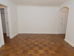 Bachelor apartment for rent in TORONTO 