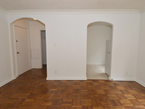 Bachelor apartment for rent in TORONTO 